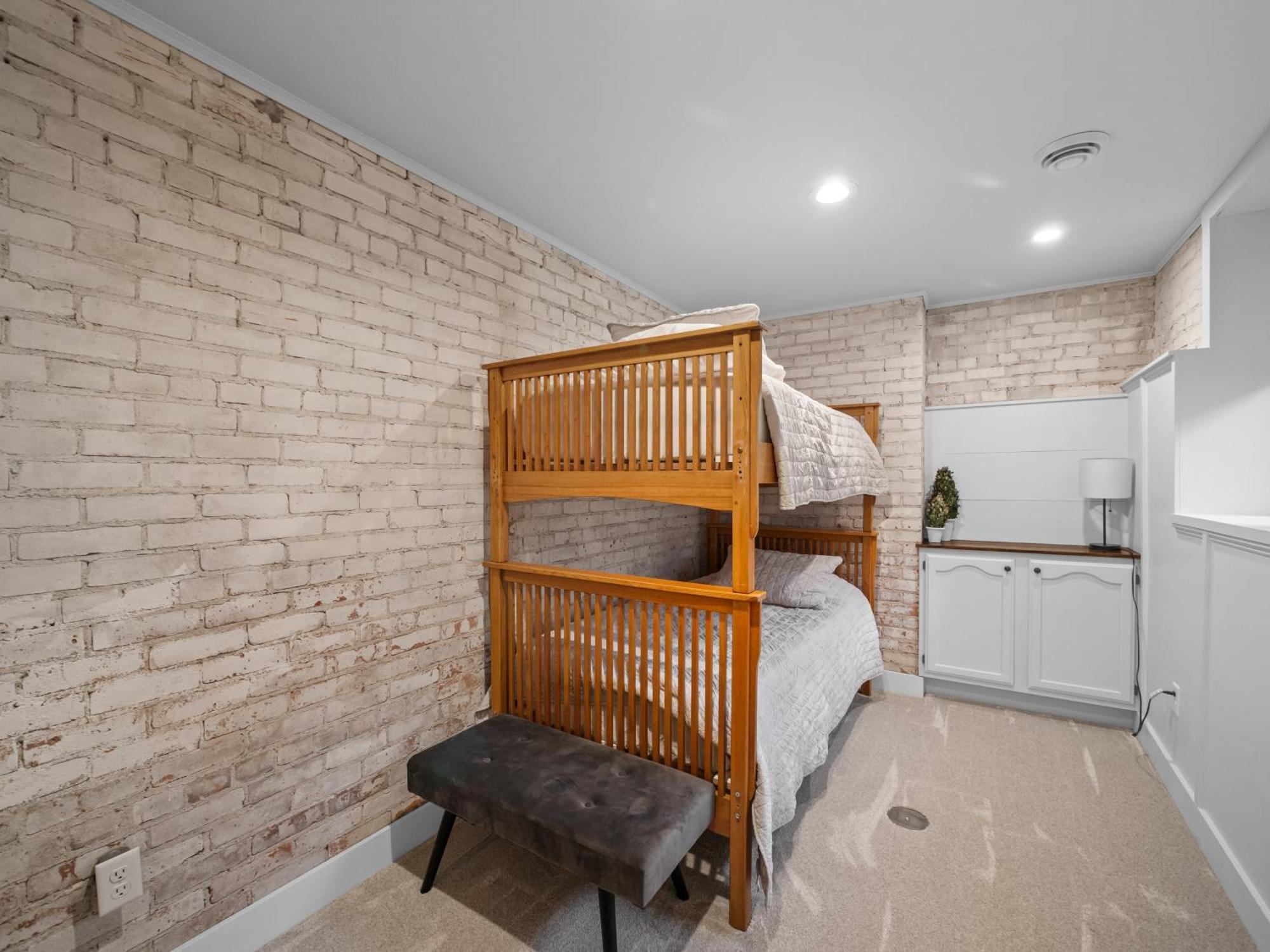 Spanish Charm 4Bed/3Bath Waupaca Bagian luar foto